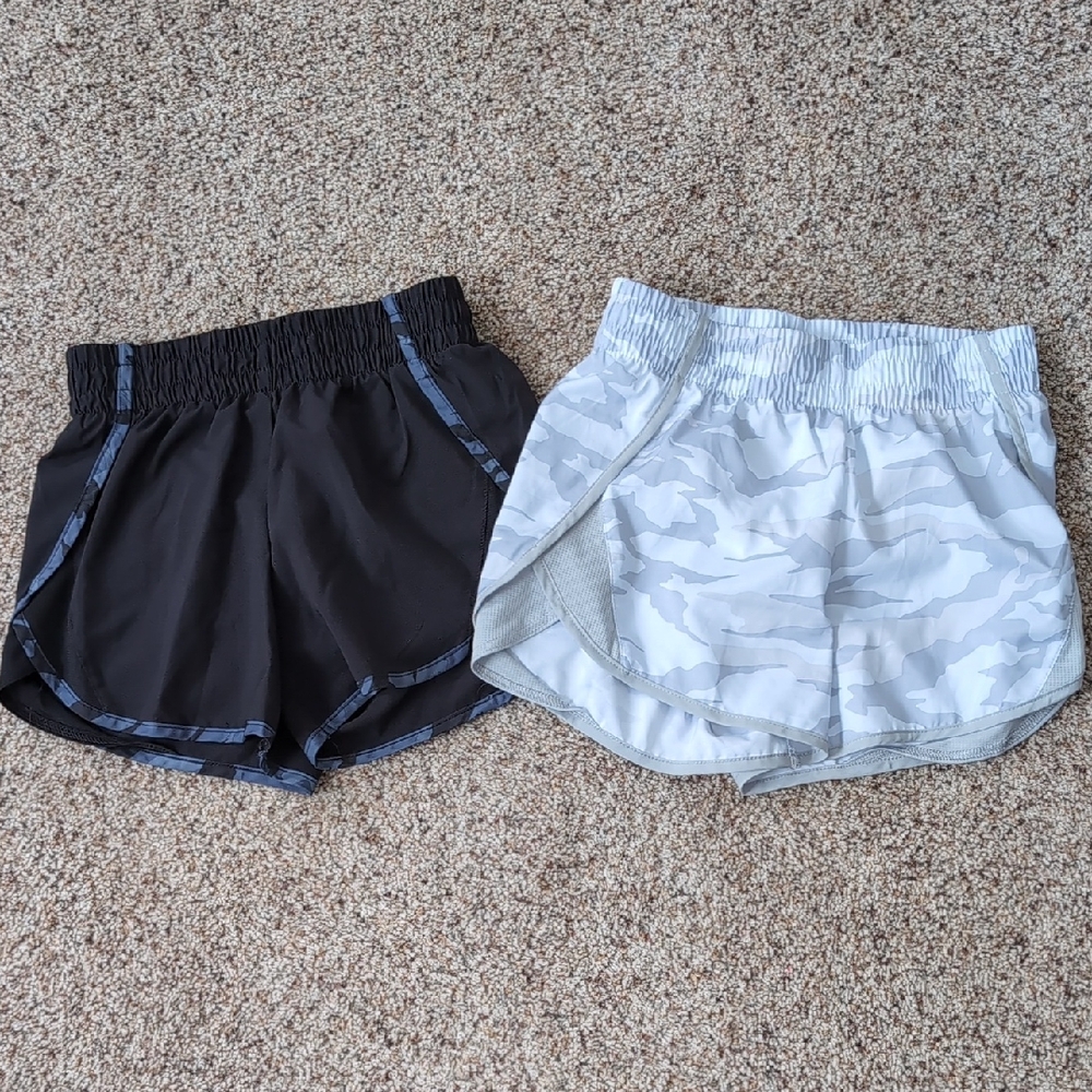Girls Size 10-12  Black and White Camo Athletic Shorts Set